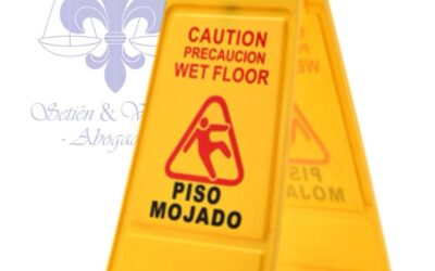 CAÍDA EN ESTABLECIMIENTO ABIERTO AL PÚBLICO